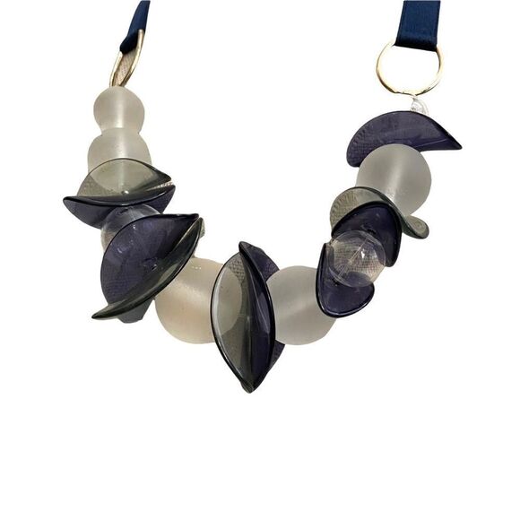 Statement Chunky Pendant Necklace - Picture 2 of 4